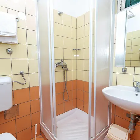 Appartement Kozarica Pakoštane