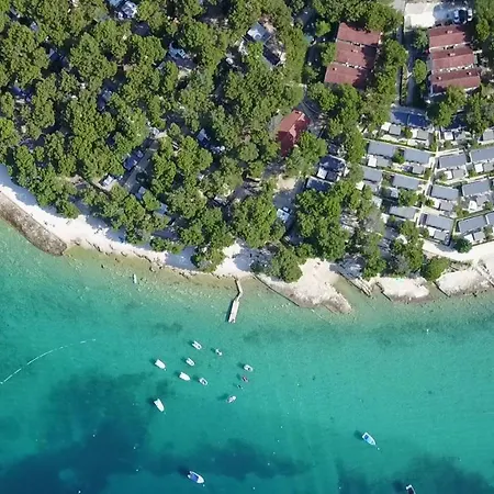 Kozarica 公寓 Pakoštane